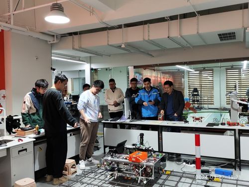 上海寶冶錢(qián)國(guó)創(chuàng)新工作室與上海大學(xué)工程訓(xùn)練中心共探技術(shù)前沿，深化產(chǎn)學(xué)研合作